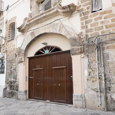 Charming House In The Historic Center Of Palermo Apartment Екстериор снимка