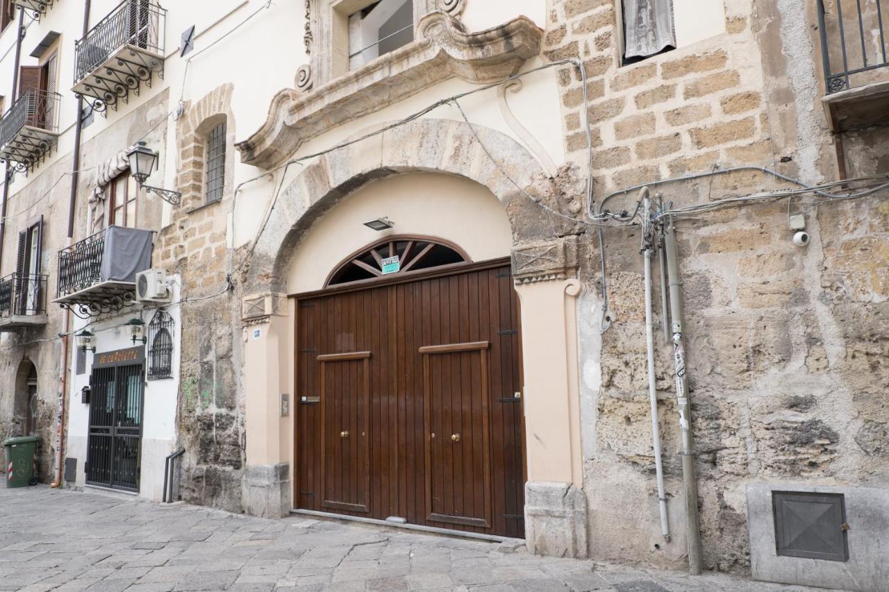 Charming House In The Historic Center Of Palermo Apartment Екстериор снимка